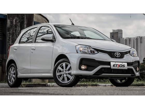 TOYOTA ETIOS 1.3 X 16V FLEX 4P AUTOMÁTICO TOYOTA ETIOS 1.3 X 16V FLEX 4P AUTOMÁTICO
